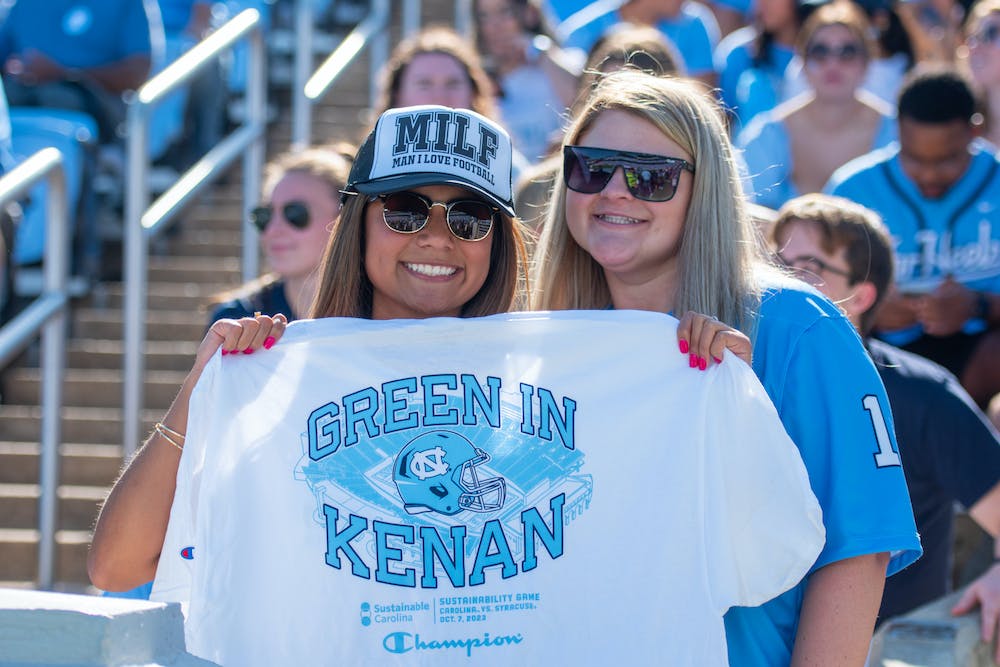 Students wave their Green in Kenan t-shirt!